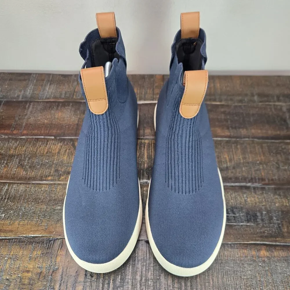 NEW Vessi Weekend Chelsea Mens Size 9 Waterproof Shoes Sea on Off White